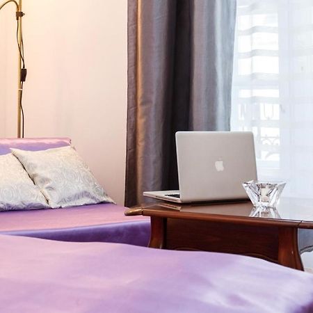 City Center Apartment With Balcony 贝尔格莱德 外观 照片