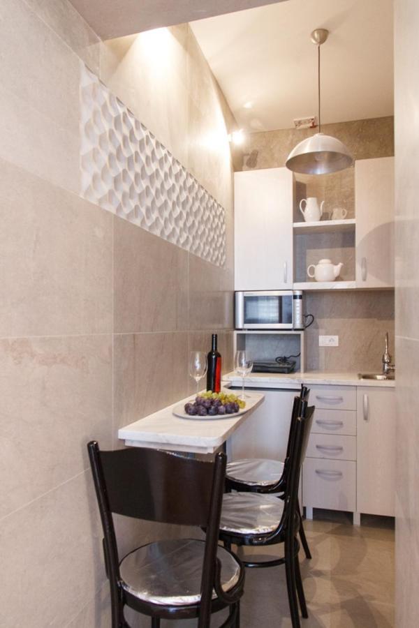 City Center Apartment With Balcony 贝尔格莱德 外观 照片